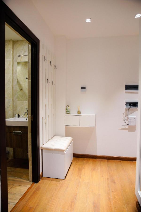 City Center Appartment At Buzand St. Erivan Exterior foto