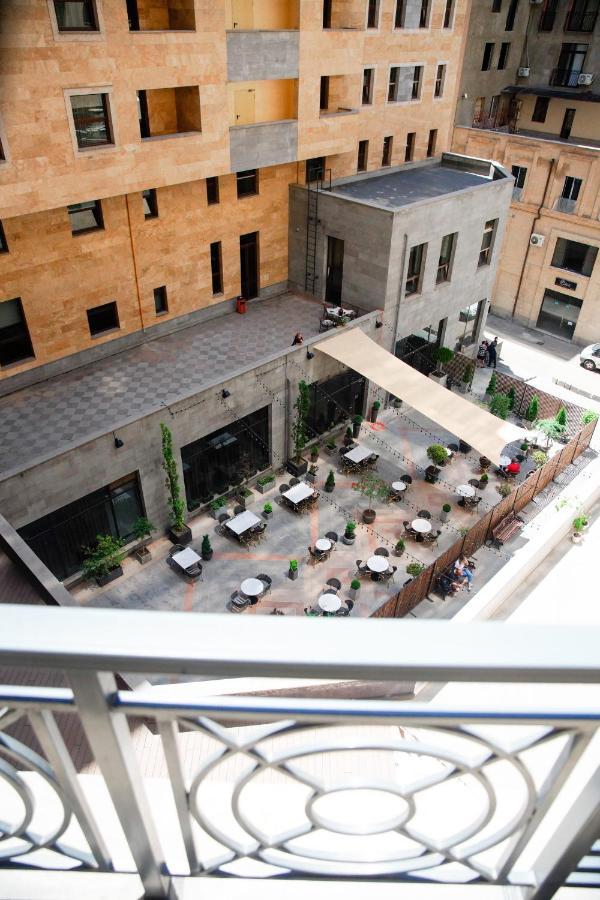 City Center Appartment At Buzand St. Erivan Exterior foto