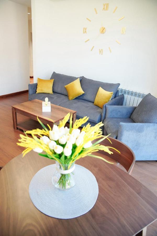 City Center Appartment At Buzand St. Erivan Exterior foto